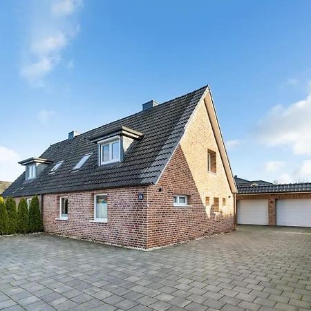 Gesamte Wohnung Mit Parkplatz Halstenbek Luaran gambar